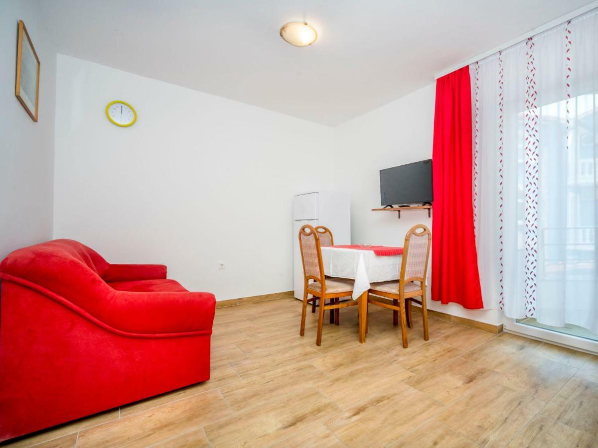 Apartment Hilde Red-6 By Interhome ميدولين المظهر الخارجي الصورة